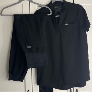 FIGS Maternity Scrub Set